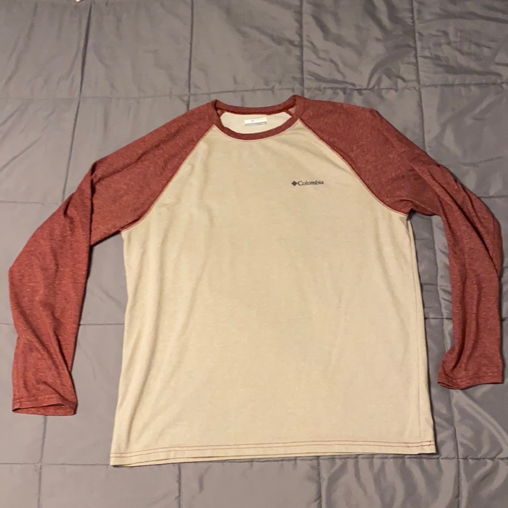 Columbia long sleeve shirt